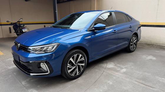 VOLKSWAGEN VIRTUS 1.0 200 TSI HIGHLINE AUTOMÁTICO